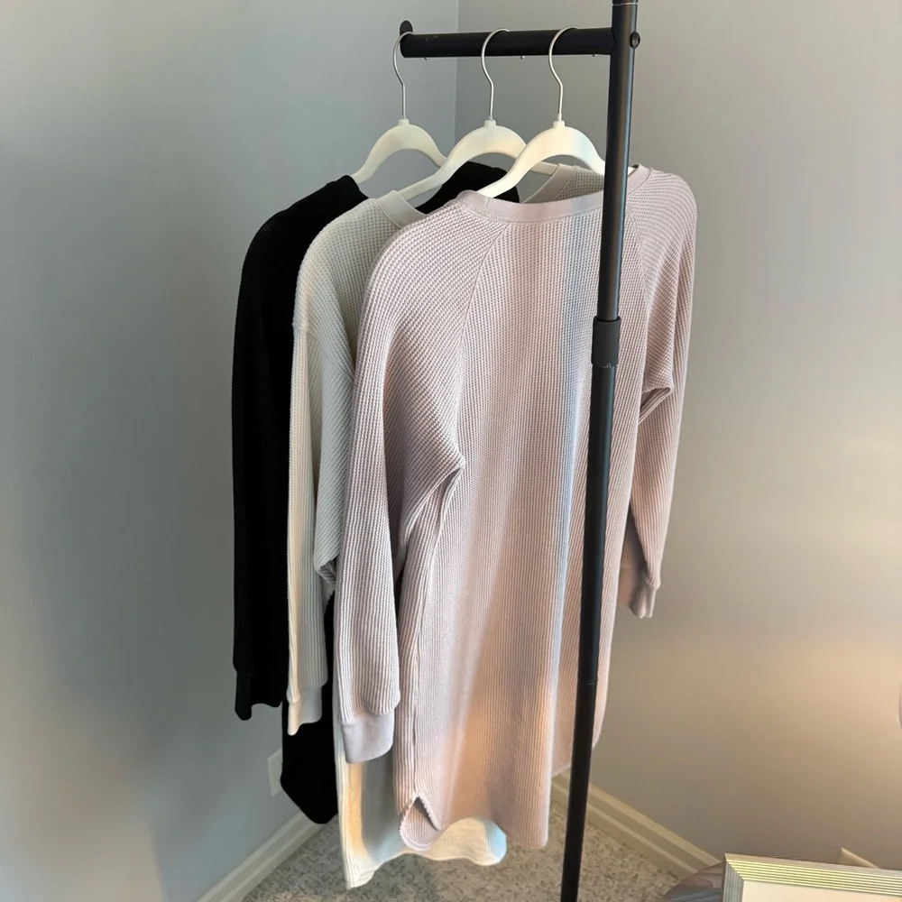 Black, Cream, and Tan Long Sleeve High End Waffle Dresses (Lot of 3) - Picture 10 of 10